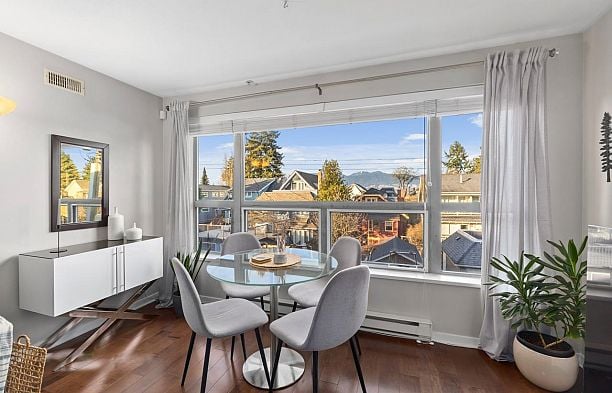 308 3161 W 4th Avenue Kitsilano