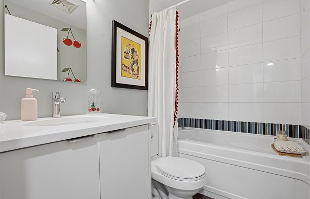 73 E 27th Avenue Main