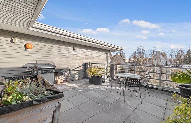 308 3161 W 4th Avenue Kitsilano