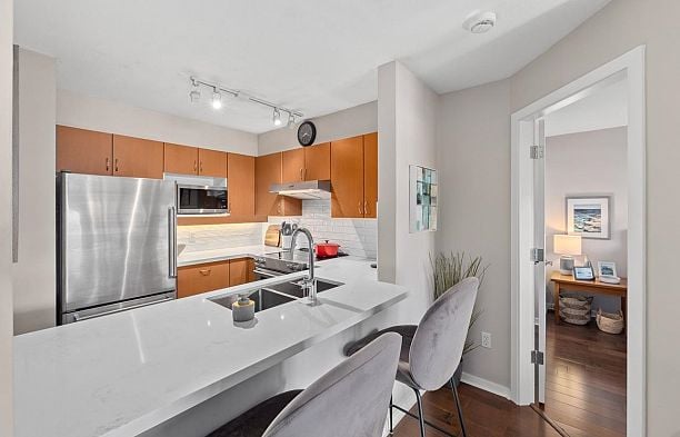 308 3161 W 4th Avenue Kitsilano