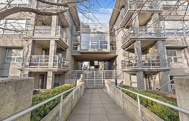 308 3161 W 4th Avenue Kitsilano