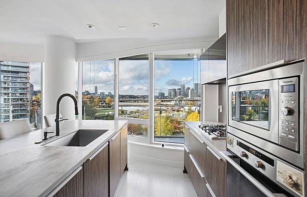 705 181 W 1st Avenue False Creek