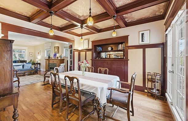 3662 Oak Street Cambie