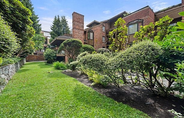 101 2320 W 40th Avenue Kerrisdale