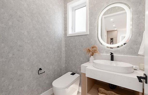 477 W 20th Avenue Cambie