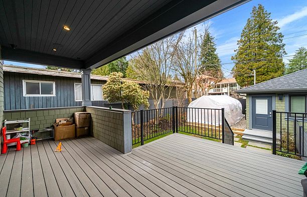 769 W 53rd Avenue South Cambie