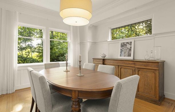 2527 W 37th Avenue MacKenzie Heights