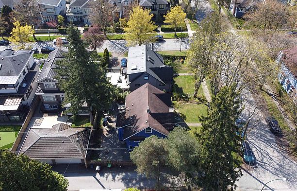 3088 Discovery Street Point Grey