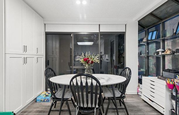 4418 Yew Street Quilchena