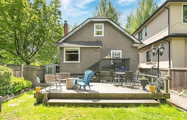 2903 W 42nd Avenue Kerrisdale