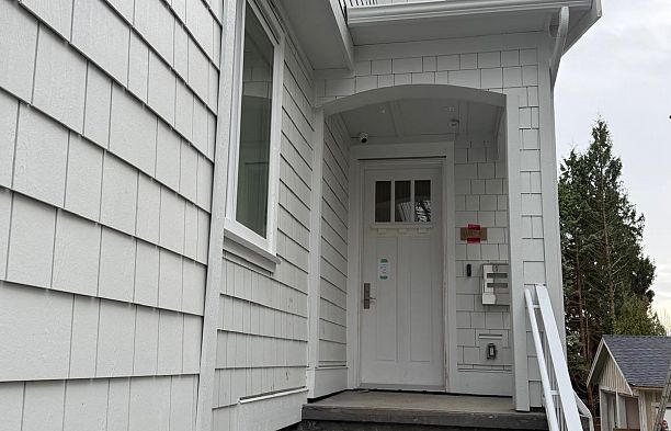 2 3110 W 42nd Avenue Kerrisdale