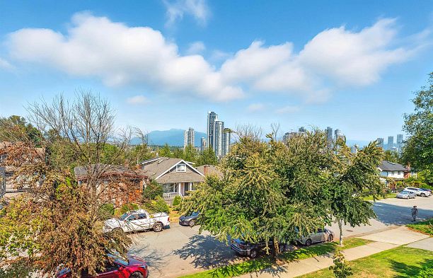 8 2375 W Broadway Street Kitsilano