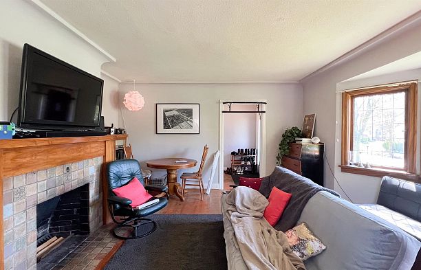 3088 Discovery Street Point Grey