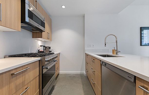 128 W 1st Avenue False Creek