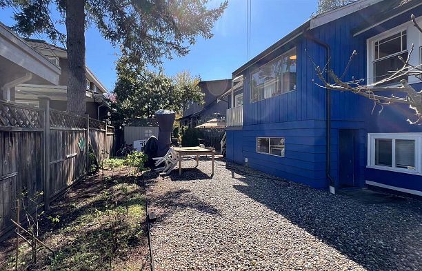 3088 Discovery Street Point Grey