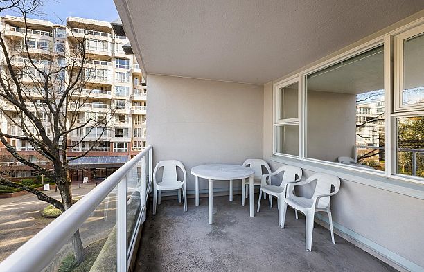 404 522 Moberly Road False Creek