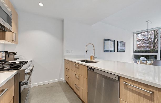 128 W 1st Avenue False Creek