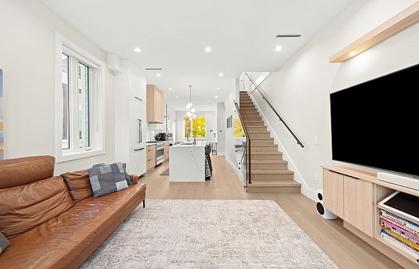 2815 W 19th Avenue Arbutus