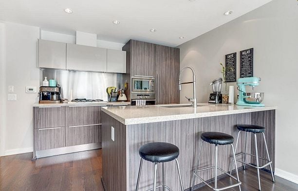 1005 1661 Ontario Street False Creek