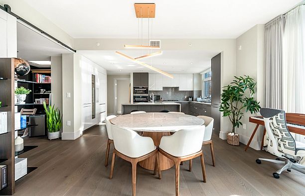 PH4 2089 W 43rd Avenue Kerrisdale