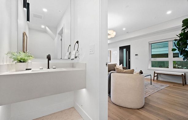 1135 W 33rd Avenue Shaughnessy