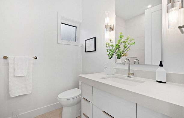 1135 W 33rd Avenue Shaughnessy