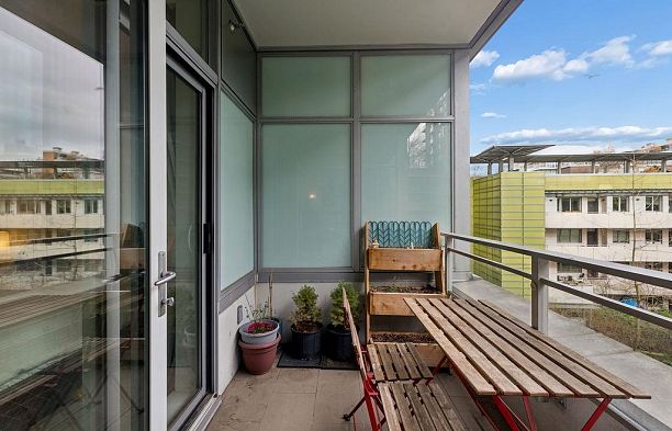 403 181 W 1st Avenue False Creek