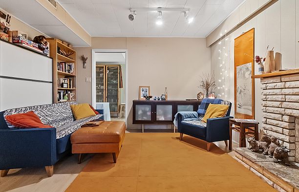 352 E 38th Avenue Main