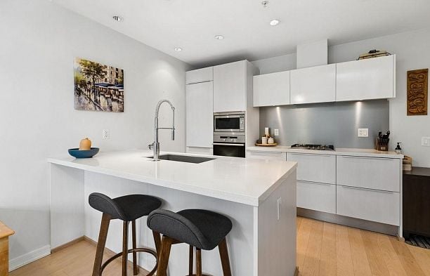 403 181 W 1st Avenue False Creek