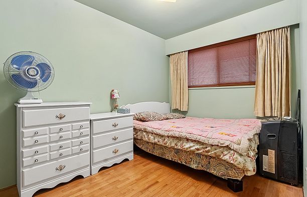 352 E 38th Avenue Main