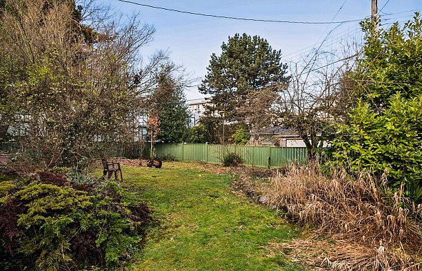 475 W 27th Avenue Cambie