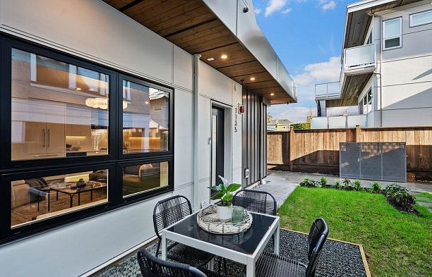 1135 W 33rd Avenue Shaughnessy