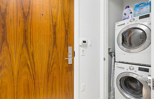 403 181 W 1st Avenue False Creek