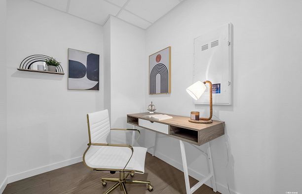 708 8415 Granville Street S.W. Marine