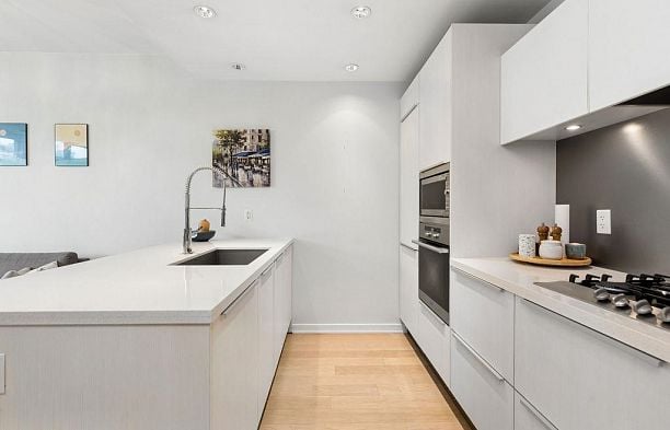 403 181 W 1st Avenue False Creek