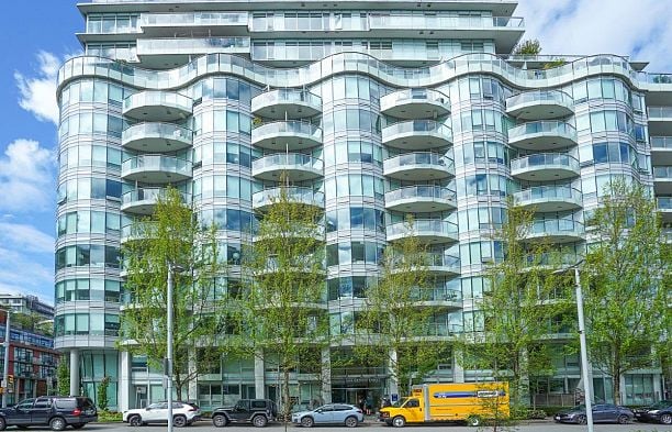 1005 1661 Ontario Street False Creek