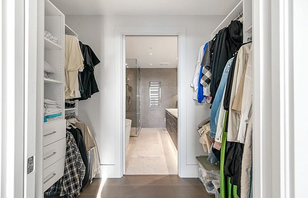 PH4 2089 W 43rd Avenue Kerrisdale