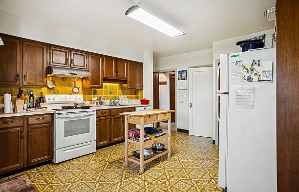 475 W 27th Avenue Cambie