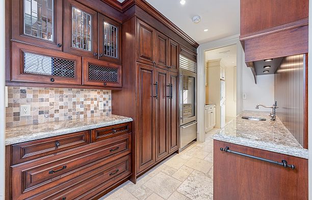 1198 W 55th Avenue South Granville