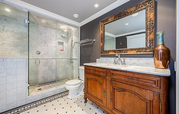 1198 W 55th Avenue South Granville