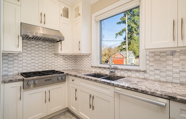 3287 W 38th Avenue Kerrisdale