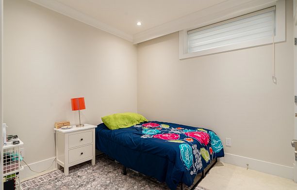 3287 W 38th Avenue Kerrisdale