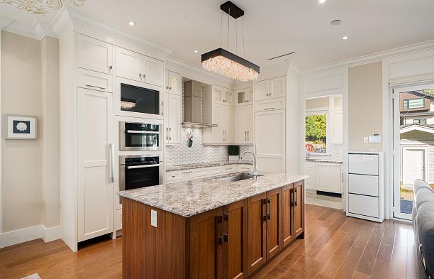 3287 W 38th Avenue Kerrisdale