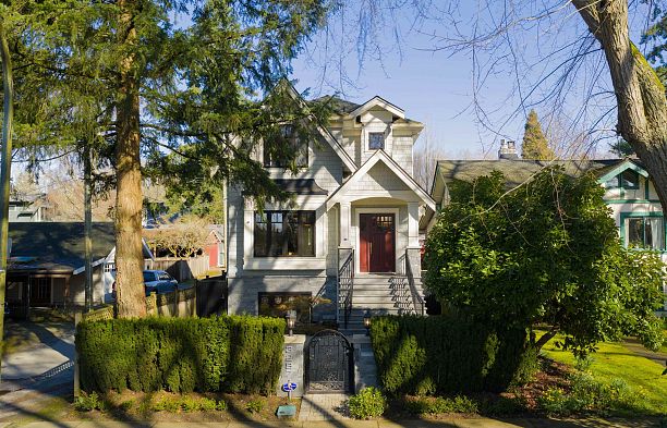 3287 W 38th Avenue Kerrisdale