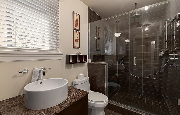 6137 Mccleery Street Kerrisdale