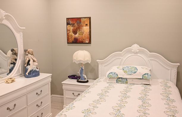 1985 W 52nd Avenue Kerrisdale