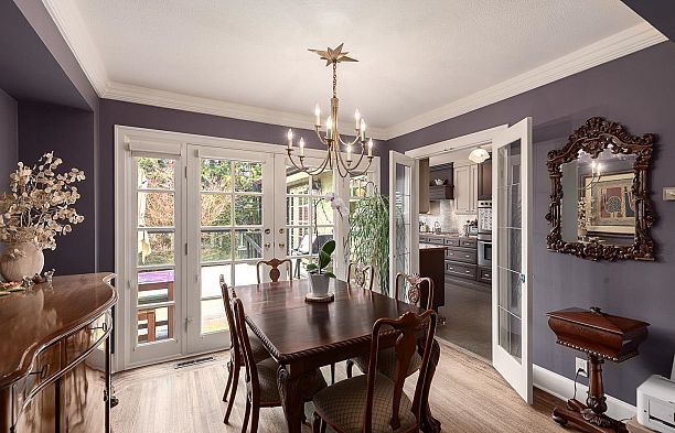 6137 Mccleery Street Kerrisdale