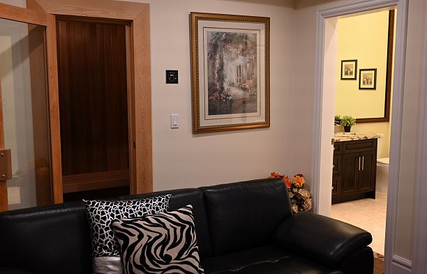 1985 W 52nd Avenue Kerrisdale