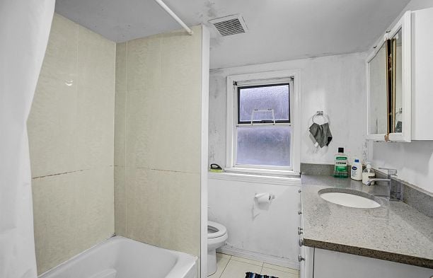 285 E 48th Avenue Main