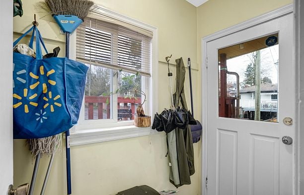 285 E 48th Avenue Main